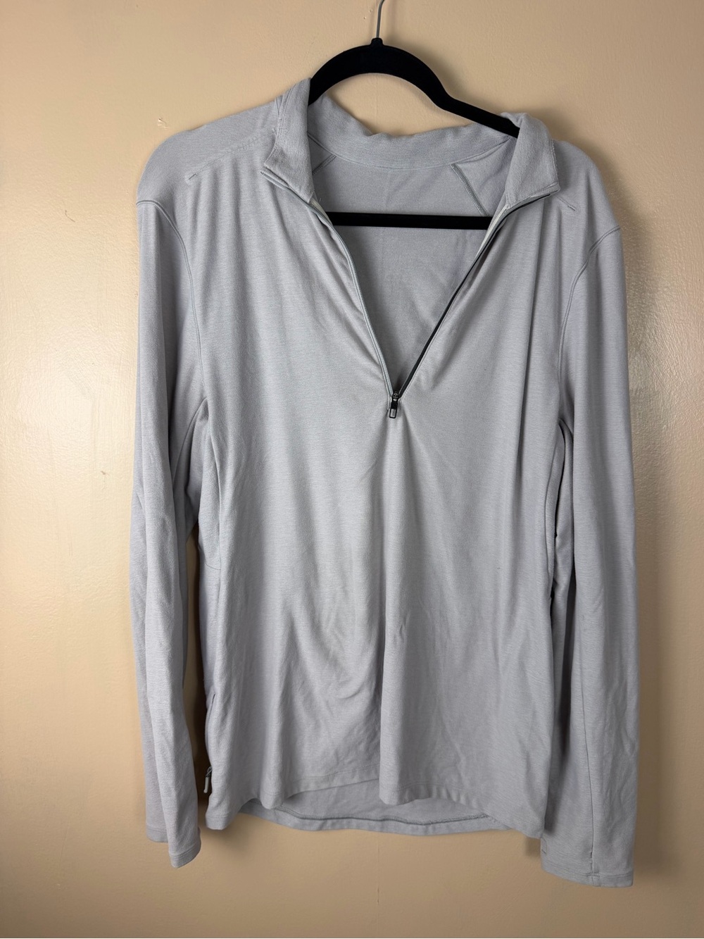 lululemon athletica Light Gray/Beige soft jersey pullover half zip